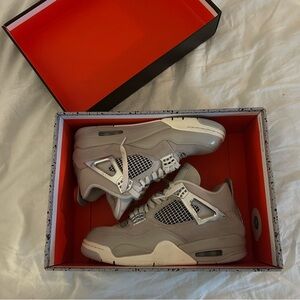 Jordan 4 Retro Frozen Moments